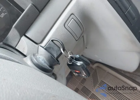 2005 Ford Freestar Se z USA, uszkodzony, nr VIN 2FMZA51645BA56383